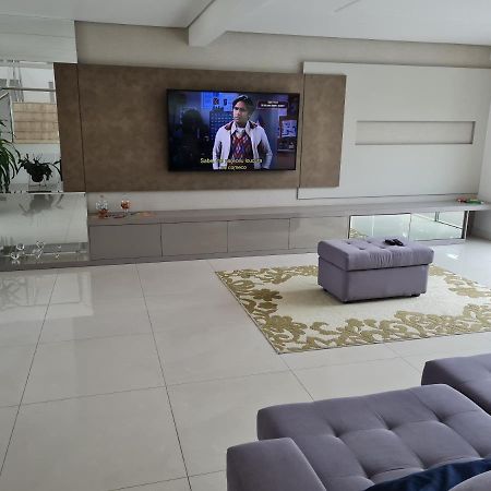 Lux House - Natureza - Piscina - Alto Padrao. Нова-Тренту Екстер'єр фото
